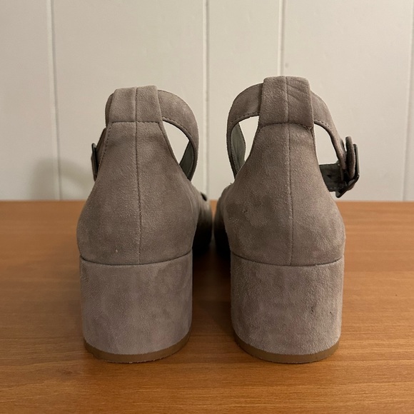 Steve Madden Wails grey suede ankle strap block heels - Picture 3 of 7